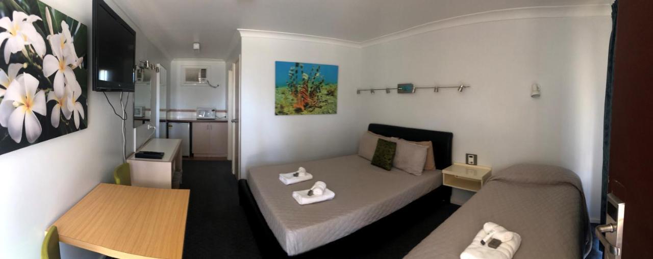 Carnarvon Gateway Motel Esterno foto